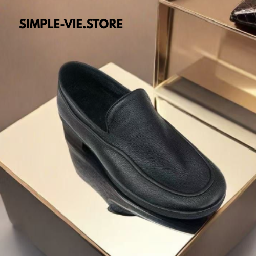 | Mocassins en cuir décontractées souples.